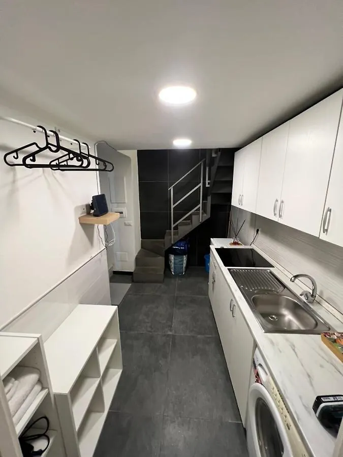 B&B Luna Rossa Naples 0*,